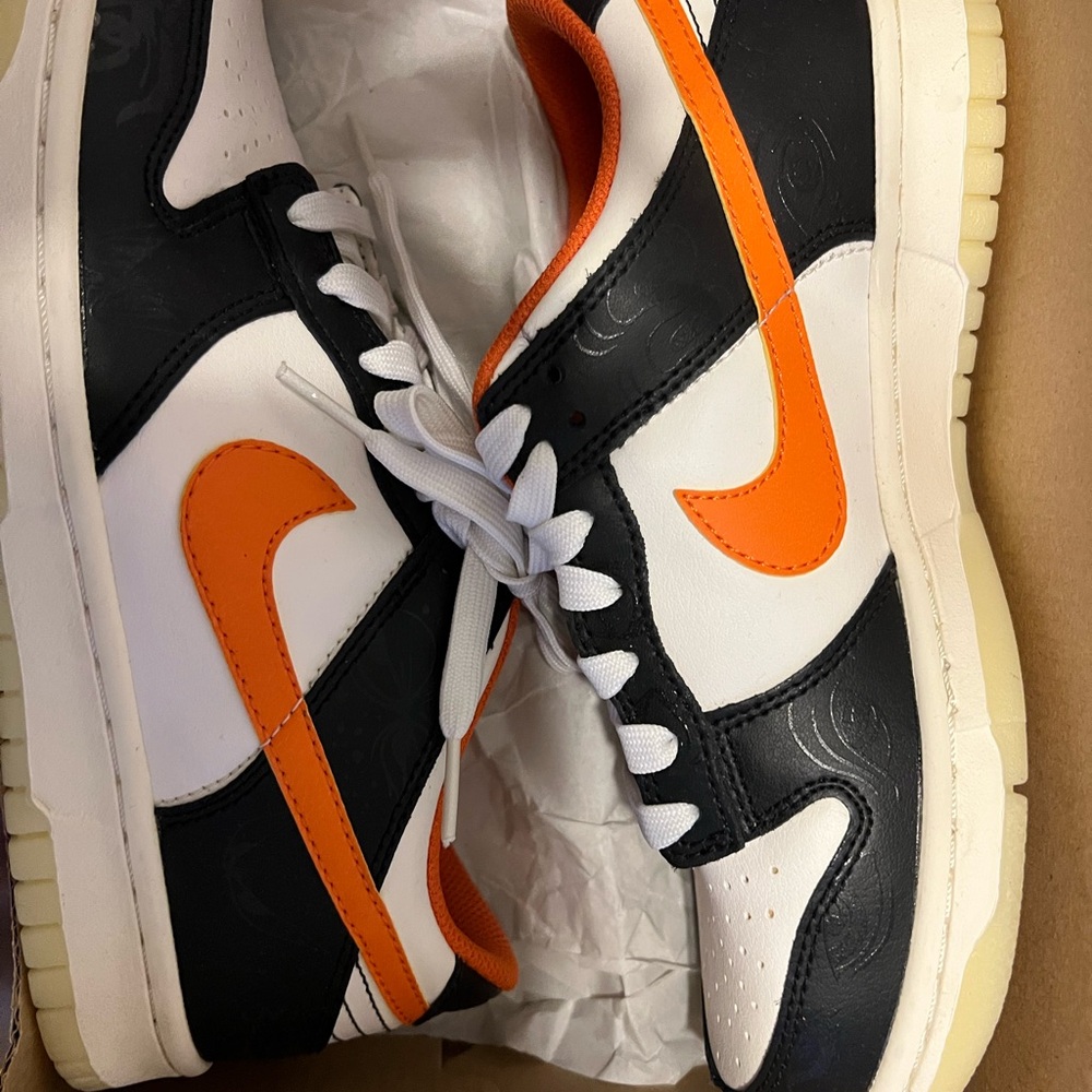 Nike Dunk Halloween